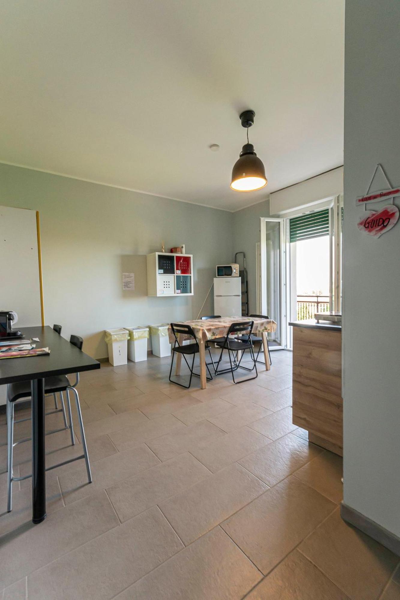 Fare Bnb - Room Del Parco Reggio Emilia Eksteriør bilde