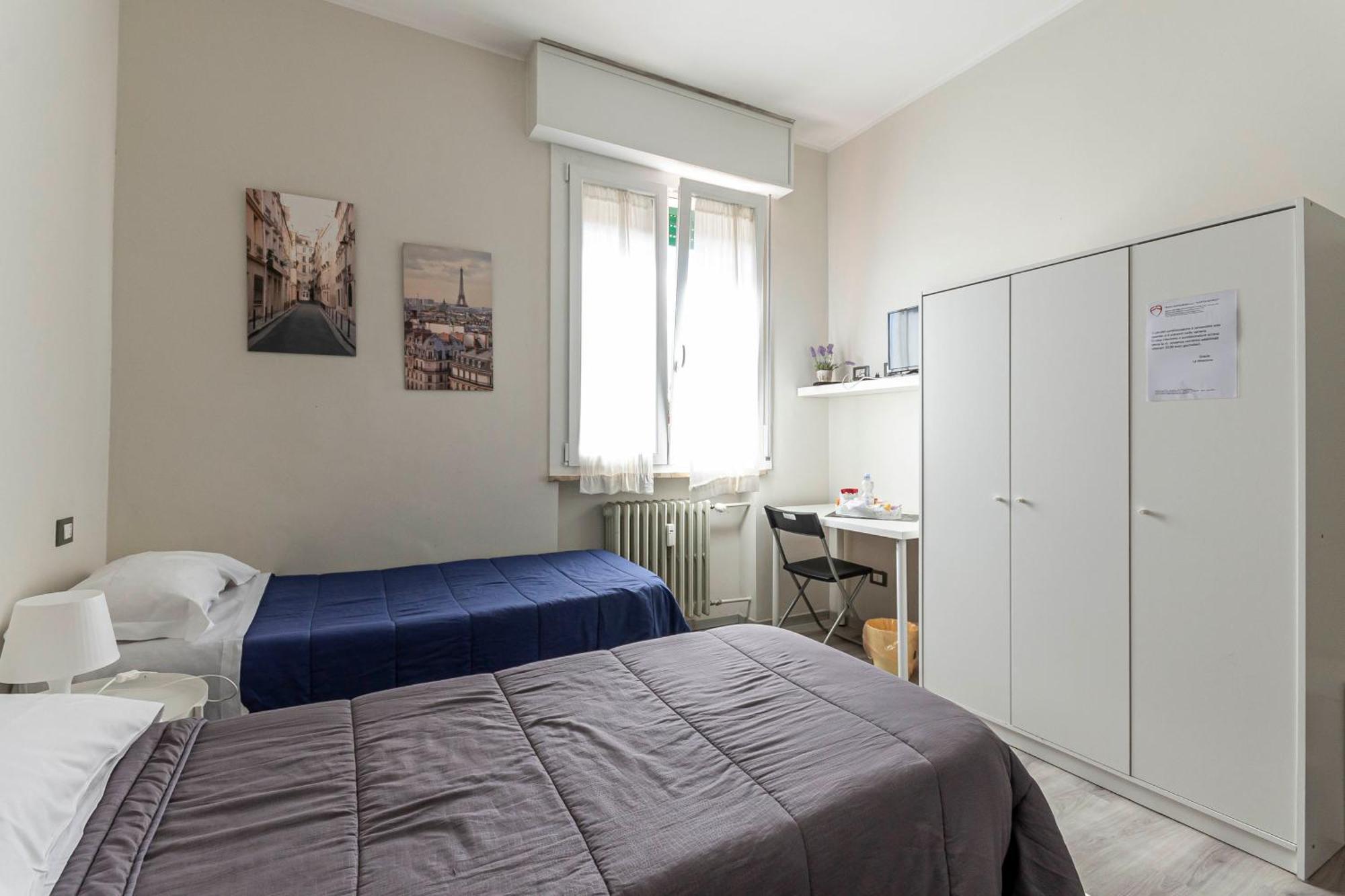 Fare Bnb - Room Del Parco Reggio Emilia Eksteriør bilde